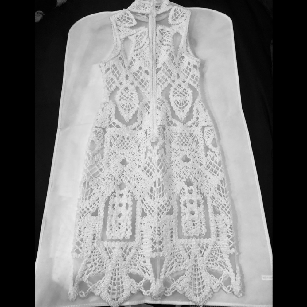 Amazing Jonathan Simkhai Tower Lace Dress!! 0-2 - Picture 5 of 6